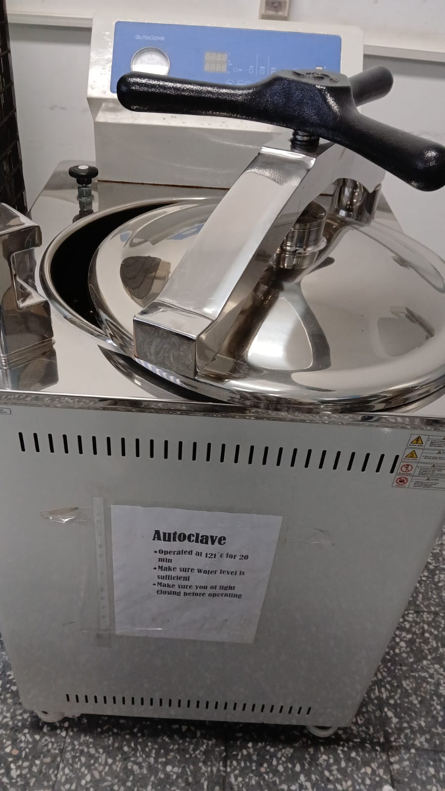 Autoclave